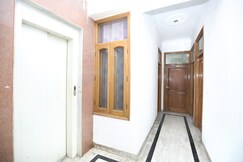 OYO 819676 Amar Villa, Mohali