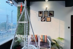 NomadsHouse | Rooms & Dorms, Mussoorie