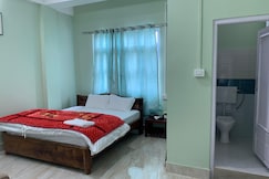 Khinzemani hotel and restaurant , Tawang