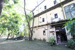 Hotel O near Ahmad Yani International Airport formerly De Costa, Kota Semarang
