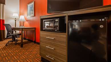 Best Western Plus Memorial Inn & Suites - Tap to explore photos