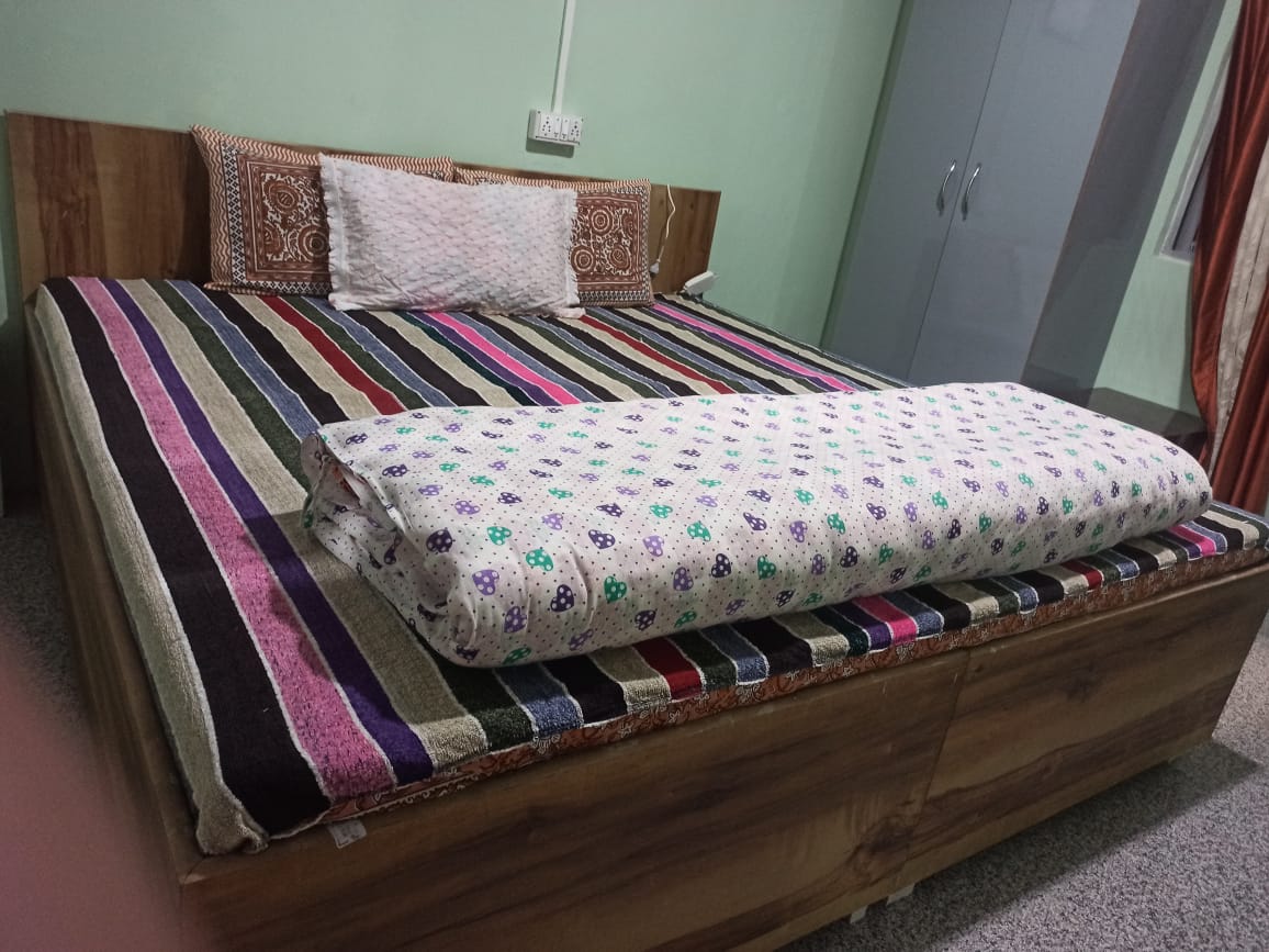 Nuzong Lee Homestay - Tap to explore photos