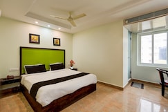 Super Townhouse Benz Circle MG Road, Gannavaram