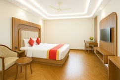 OPO Essential Skynex, Delhi