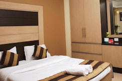 Pacific Inn Huda City Centre, Gurgaon