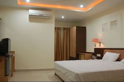 Hotel SVM GRAND-Abids, Hyderabad