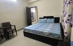Deluxe Room 1