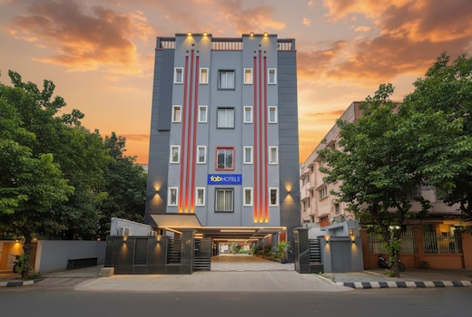 FabHotel The Vibe- Nr. SR Nagar Metro Station