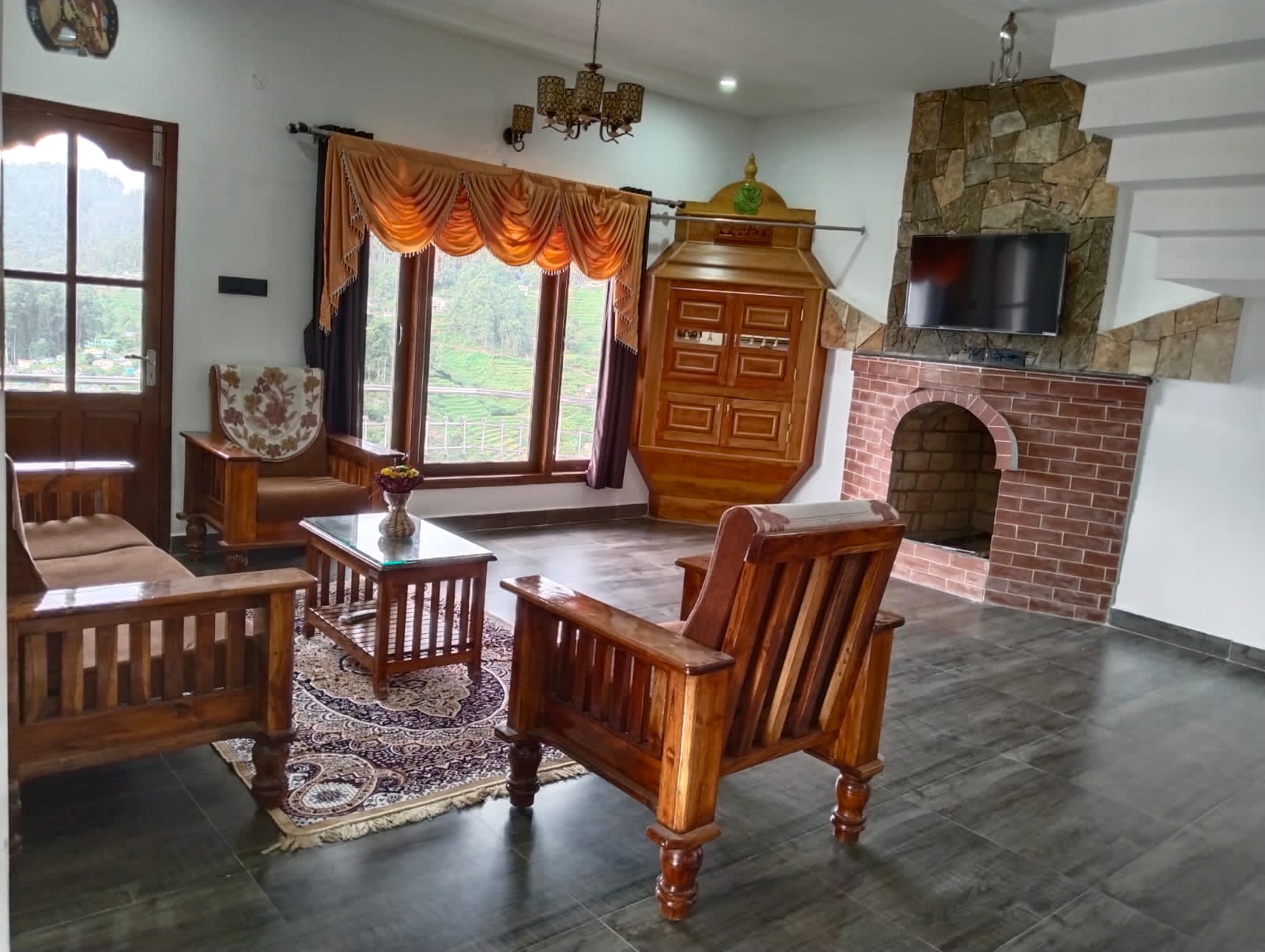Zhagaram Cottage -House of Mist - Tap to explore photos