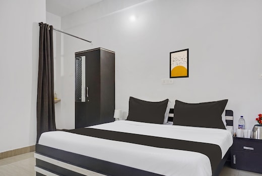 Hotel O Galaxy Hospitality Airport inn