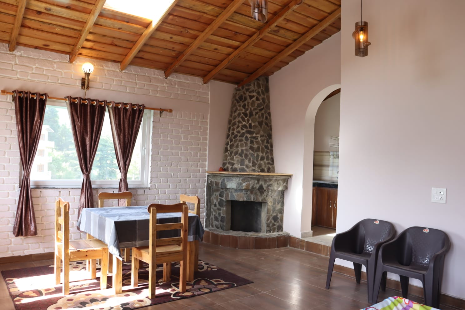 The Dhaila's Nest Inn Nainital - Tap to explore photos