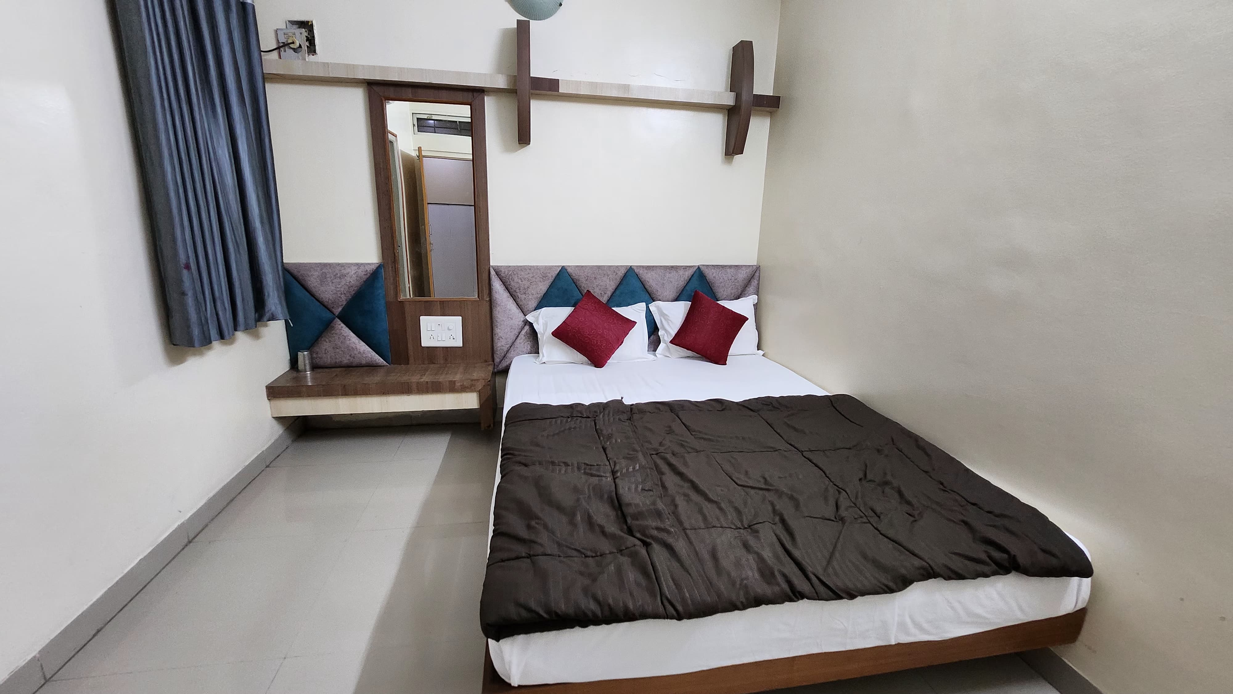 Double Bed Ac Room 1