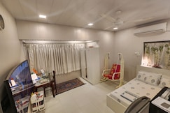 Studio White Window in Bandra West, Mumbai