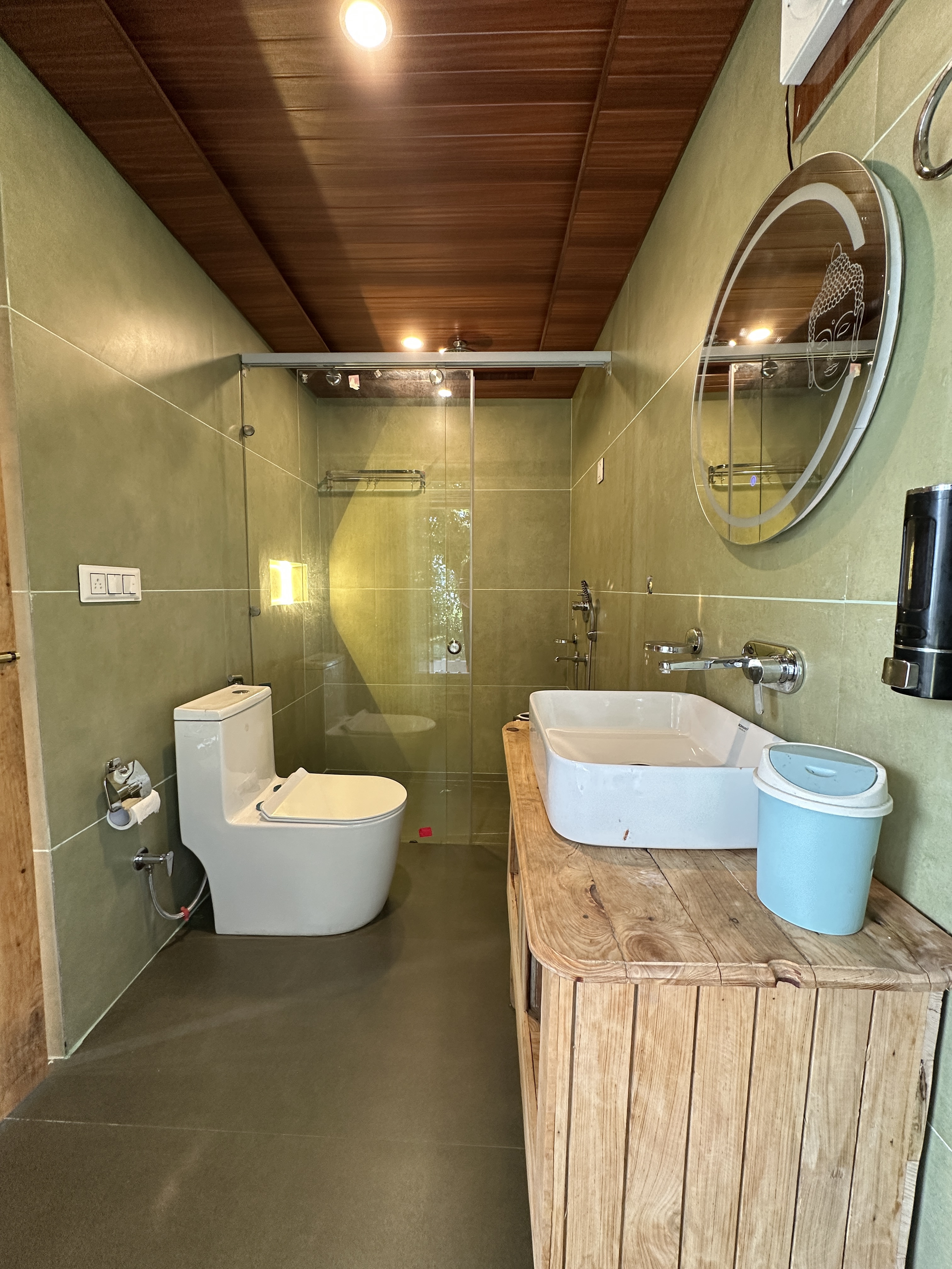 Shree Tree House | Duplex Near Kasol with Jacuzzi (Cold Water Only), Tosh