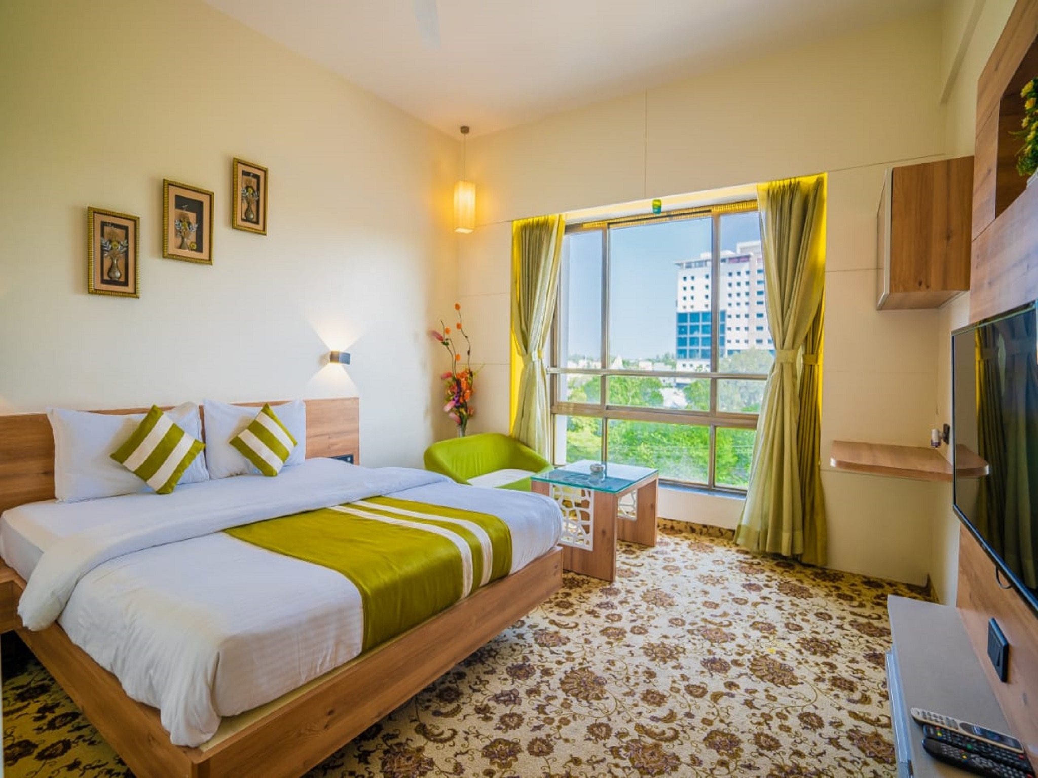 Hotel V Star