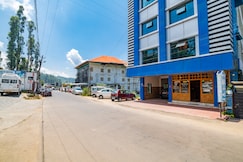 GREESHMAM HOLIDAY INN MUNNAR, Munnar