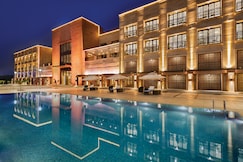 Ramada Encore By Wyndham Statue of Unity, Vadodara