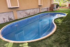 Tania President Inn, Shirdi