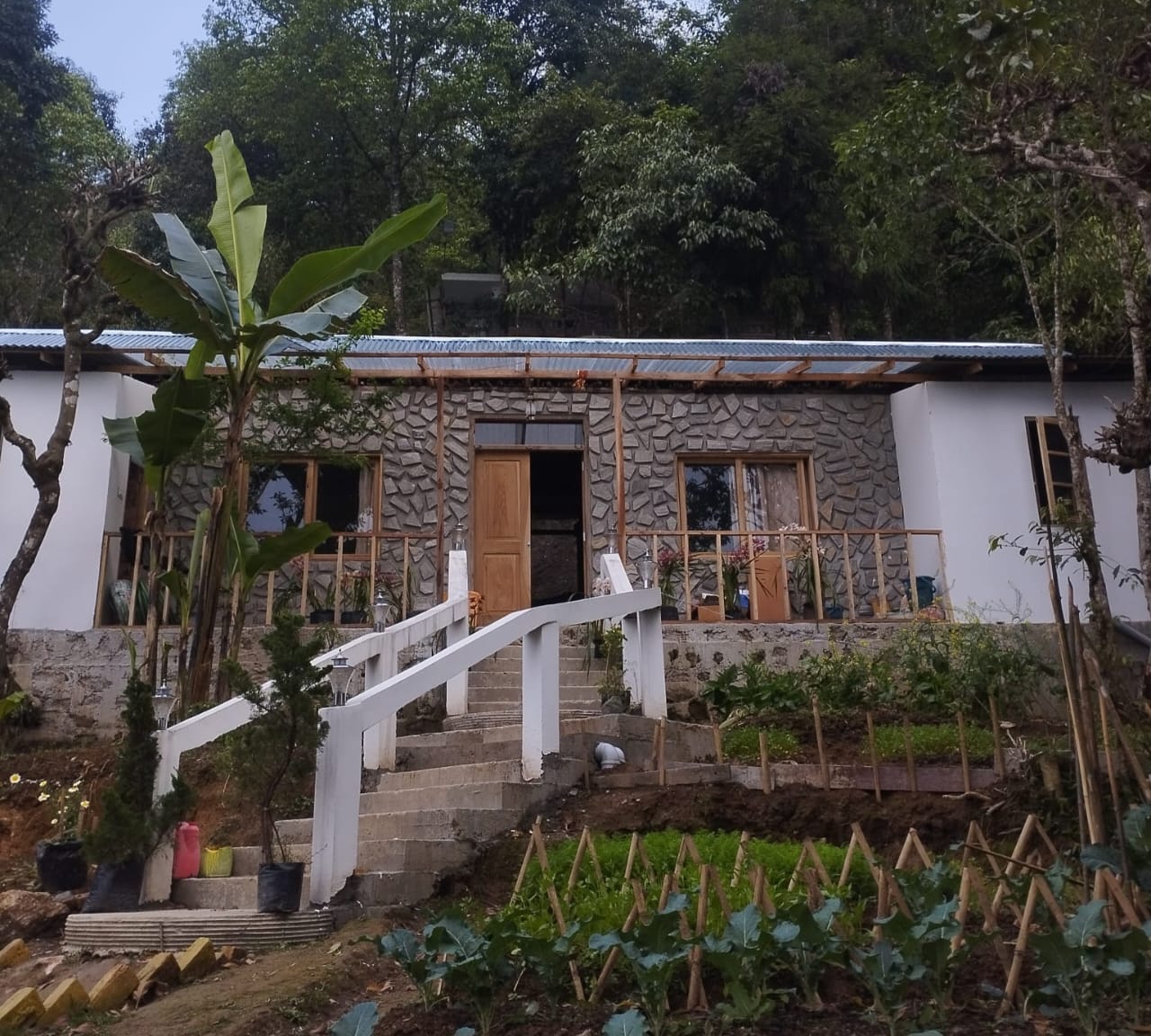 Prakritree Cottage & Farm - Tap to explore photos