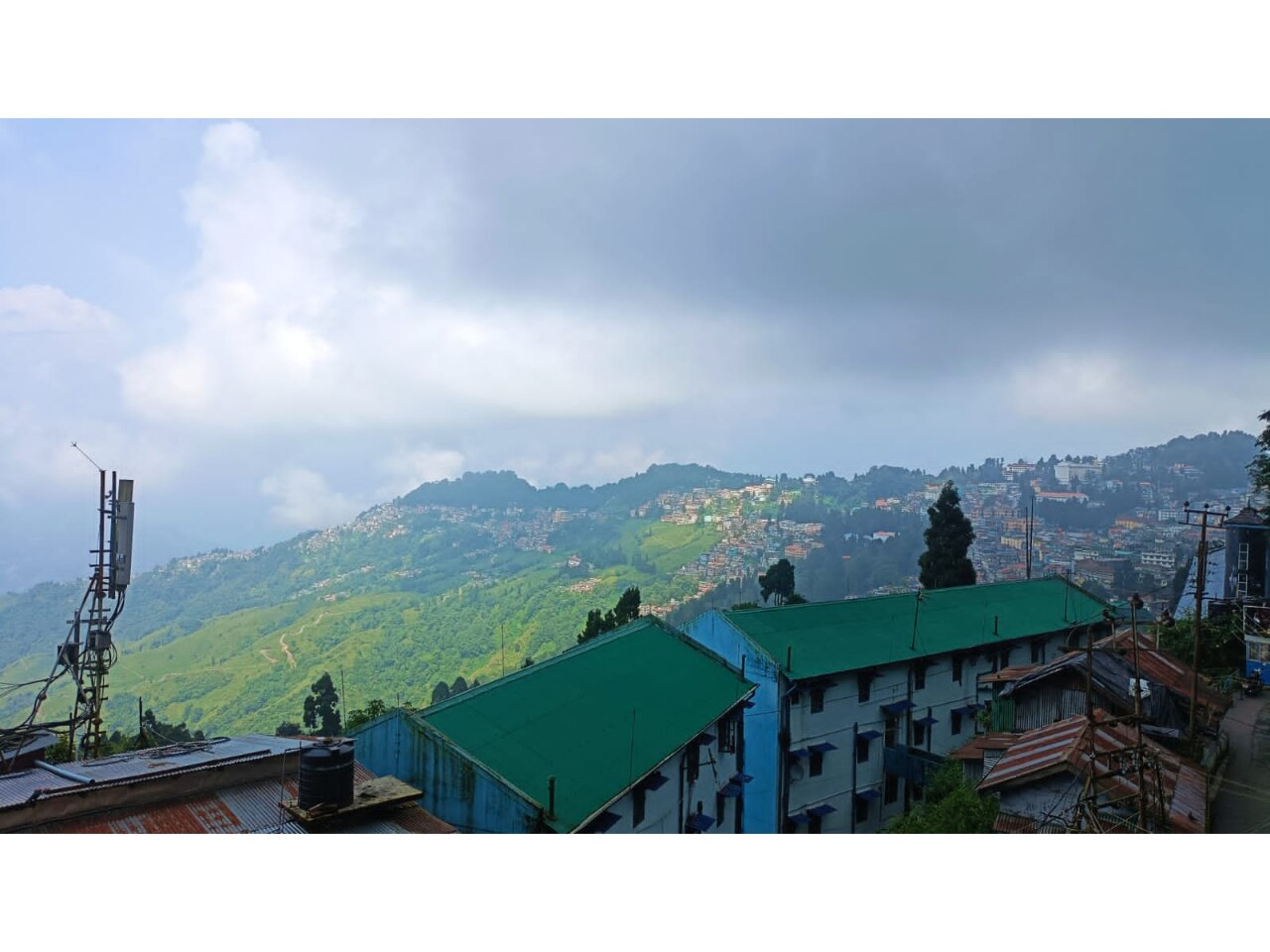 Reeyansh Guest house - Tap to explore photos