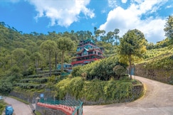 StayVista at 4 Rooms @ Cecil Cottages, Solan