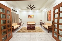 The Grand Aurelia | Luxury 5BHK | 5 min to Assi ghat, Varanasi