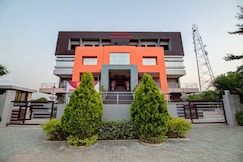 Townhouse Nagthane Satara Formerly Matoshree Palace, Karad