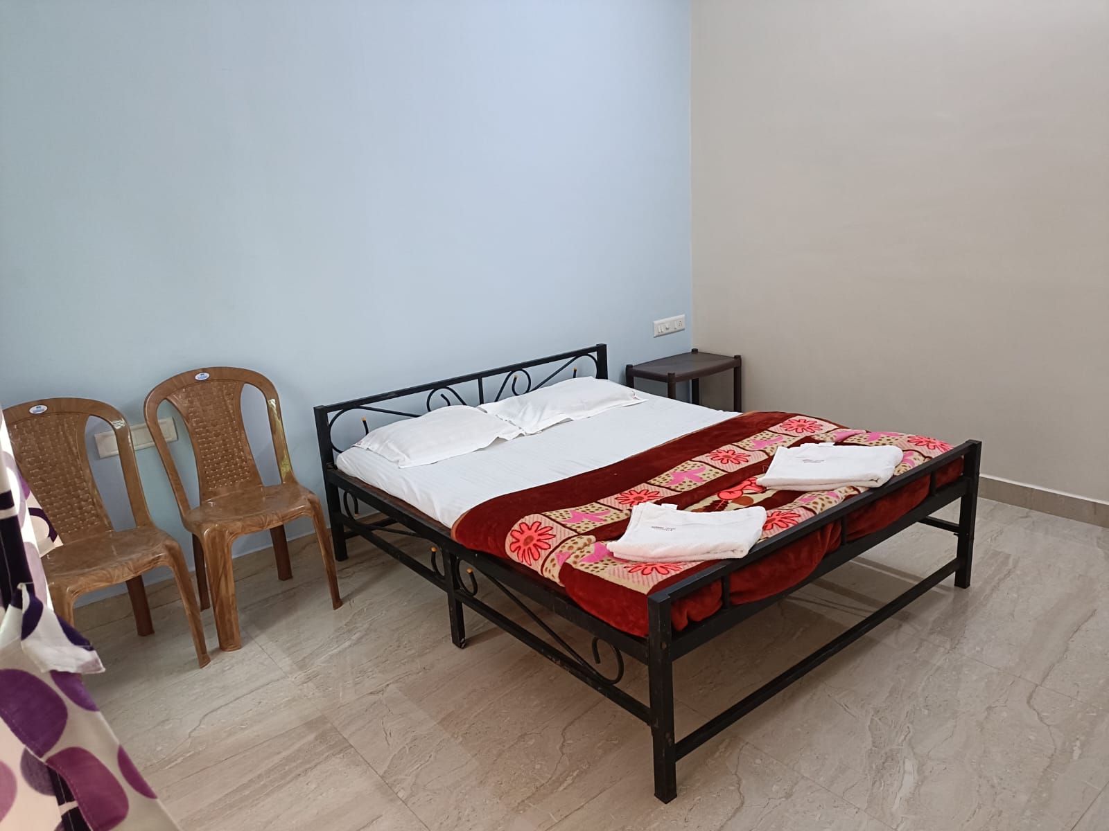 Hotel Deepak Executive 5