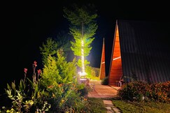 Tri peak Cottages, Gushaini