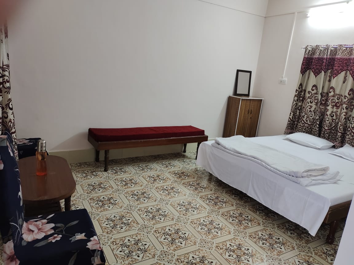 Krishna Dhaam Bungalow - Tap to explore photos