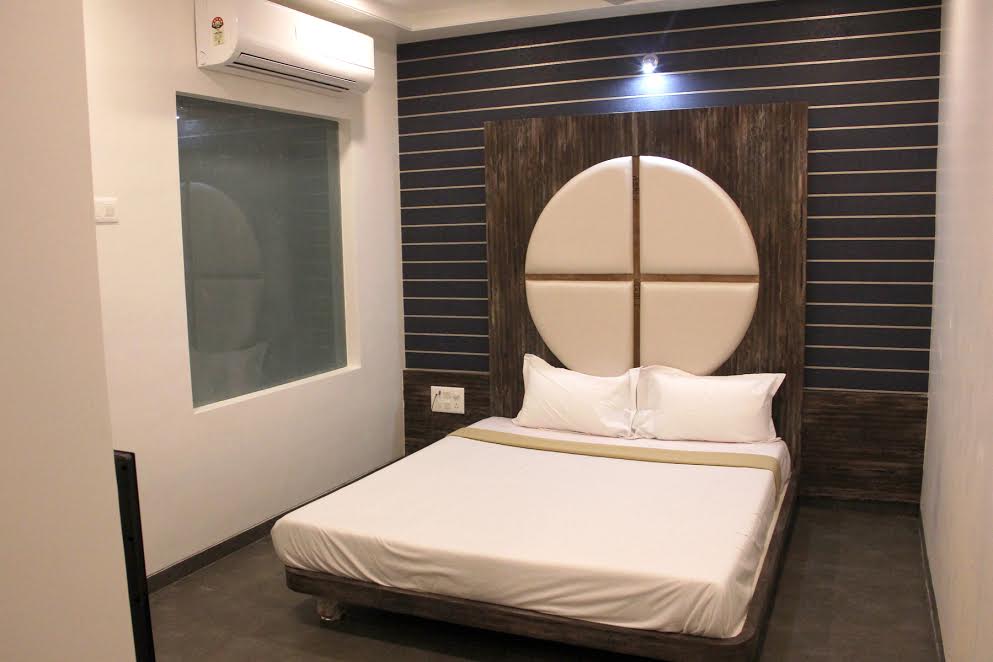 Hotel Vrinda 5