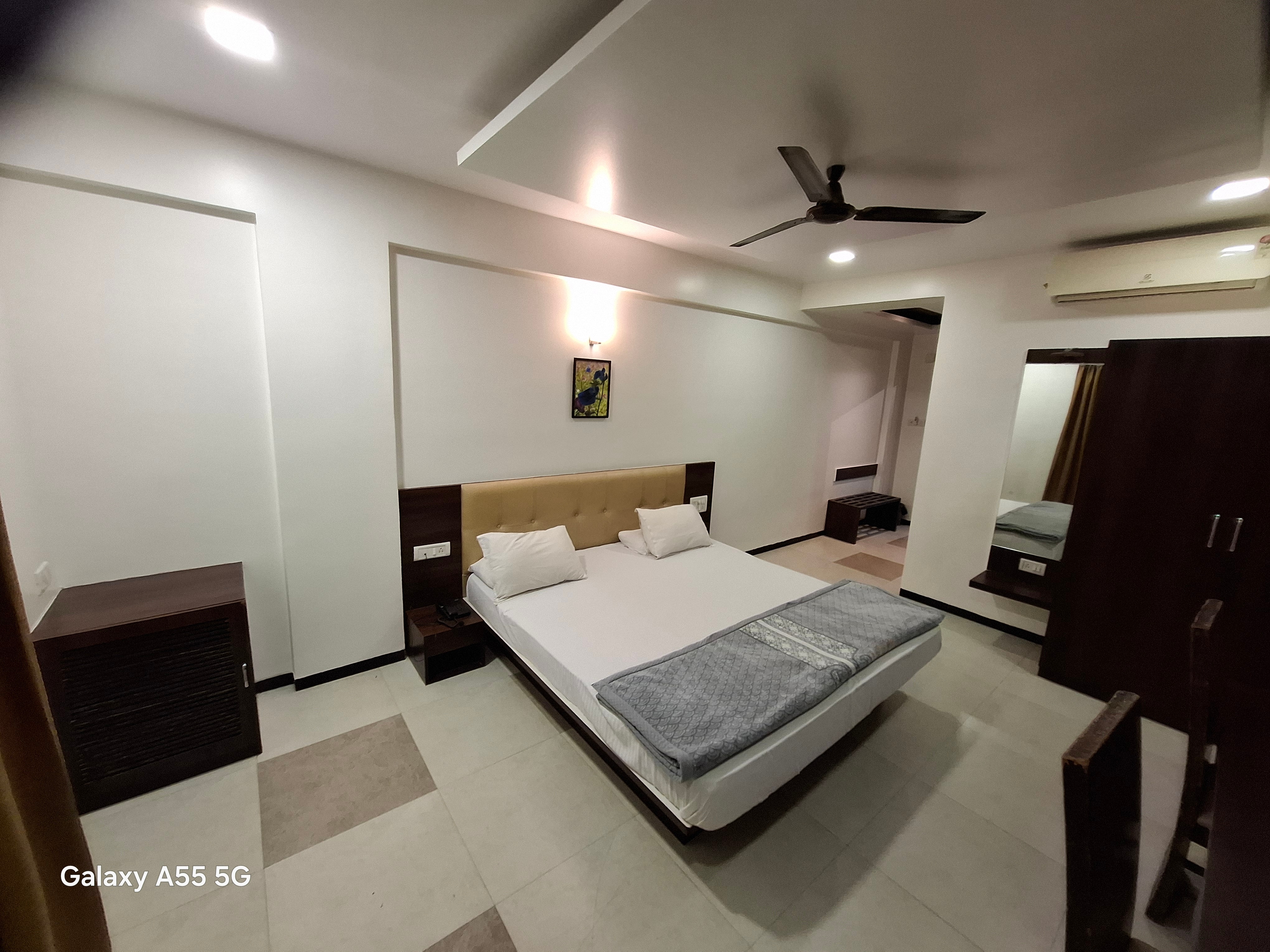 Deluxe Non AC Room 1