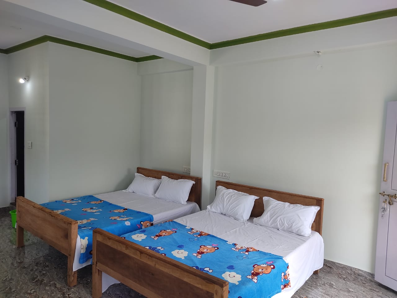 New Royal Sundaram Homestay - Tap to explore photos