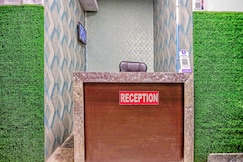 Hotel O by OYO Ay Residency, Greater Noida