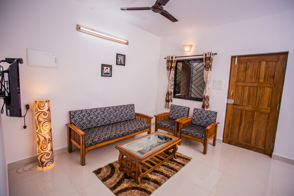 Serene Village House close to North Goa beaches - Tap to explore photos