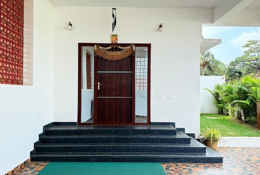 SEA SHELL 3BHK