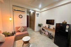 Rose 1BHK Near Hawa Mahal Newly Built Balcony, Jaipur