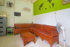 OYO 1804 Guest House Oema'h Opa, Pagar Alam