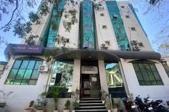 town hall hotel, Bangalore