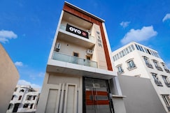 Hotel O Krishnam Sadan, Vrindavan