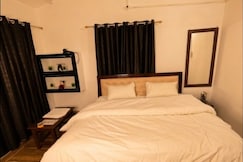 blue sky Blue sky mountain villa, Bhimtal