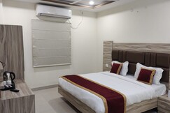 Shri Vasudev Dham, Vrindavan