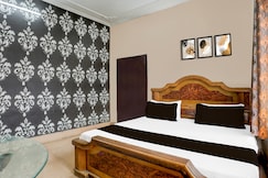 Hotel O Moonlight Guest House, Kichha