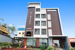 Super Townhouse OAK Hotel Rajmudra, Pune