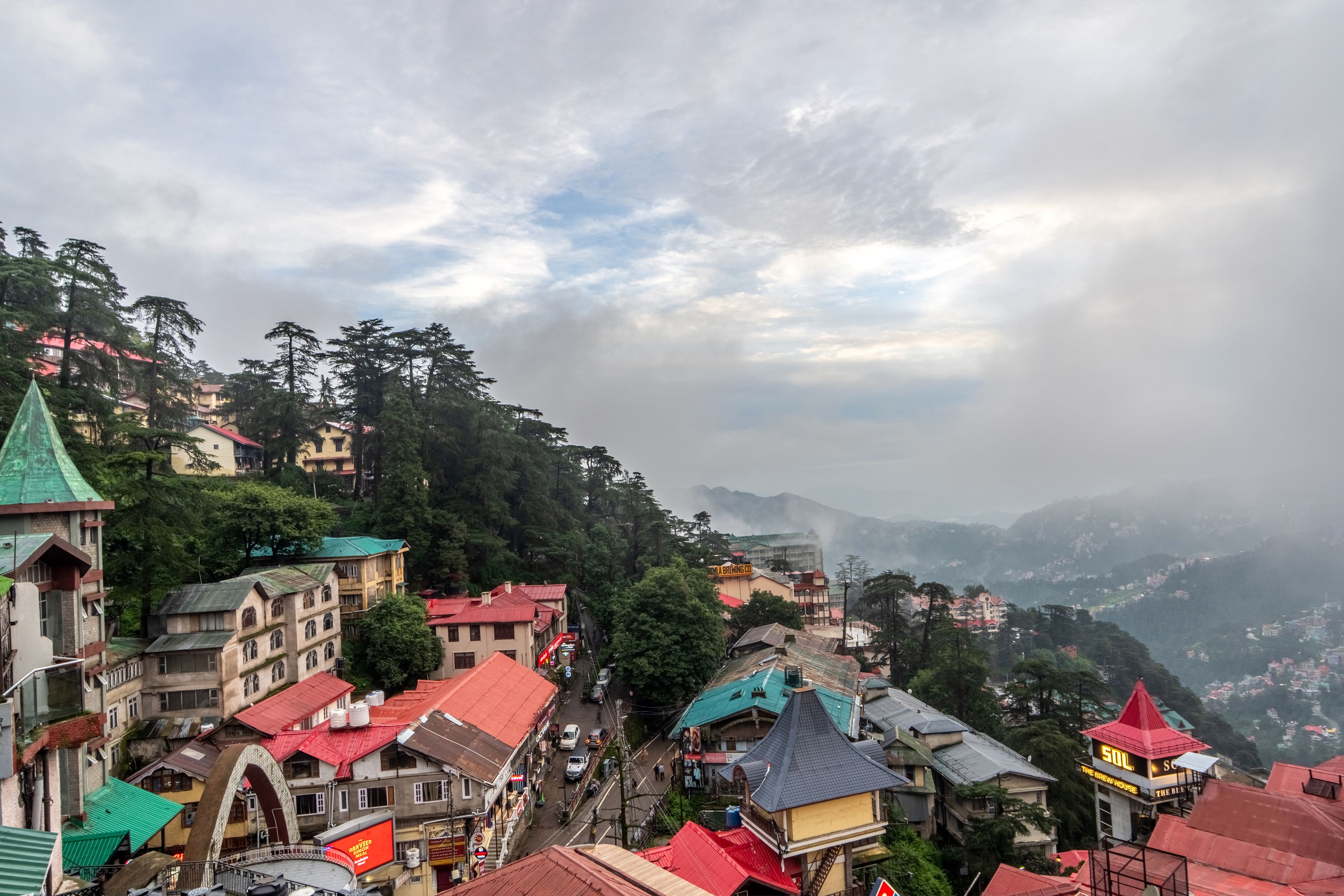 Treebo Premium Bridge View Regency, Mall Road - Tap to explore photos