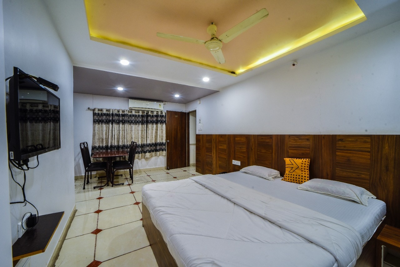 Deluxe Non AC Room 1