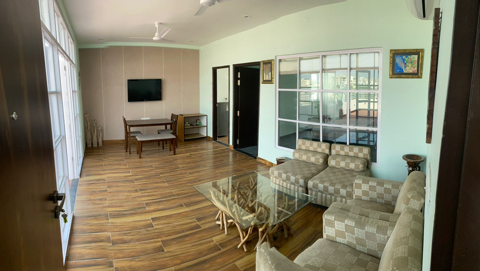 SENTOSA PENTHOUSE - Tap to explore photos