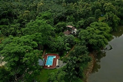 Bruce and Bells Riverside Nature Resort, Kothamangalam