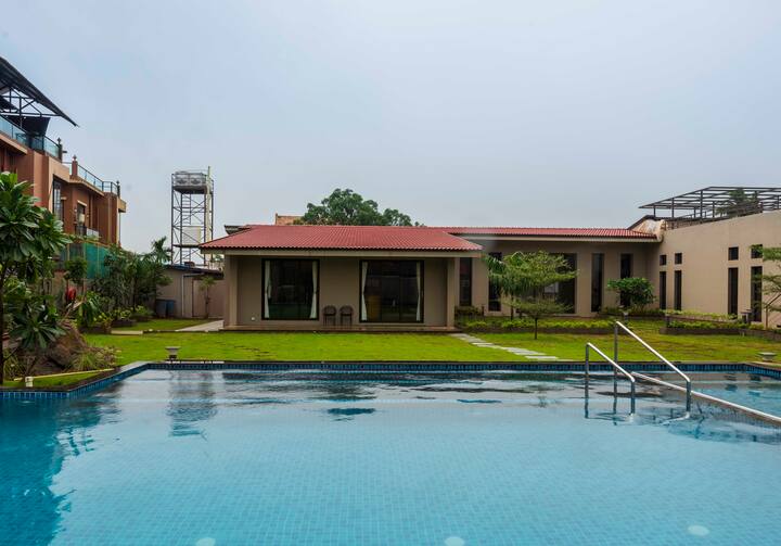 Apricot 6 BHK Villa by Limestays - Tap to explore photos