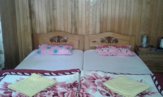 Hanura Homestay - Tap to explore photos
